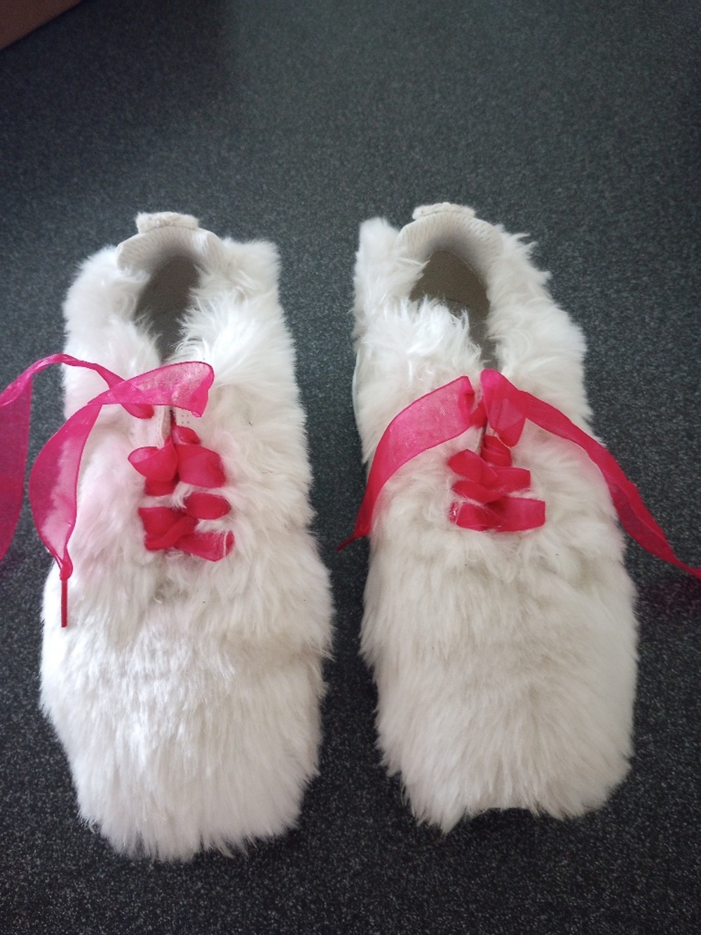 UGG CA805 x 2020 White Sneakers – Pink Lace Detail